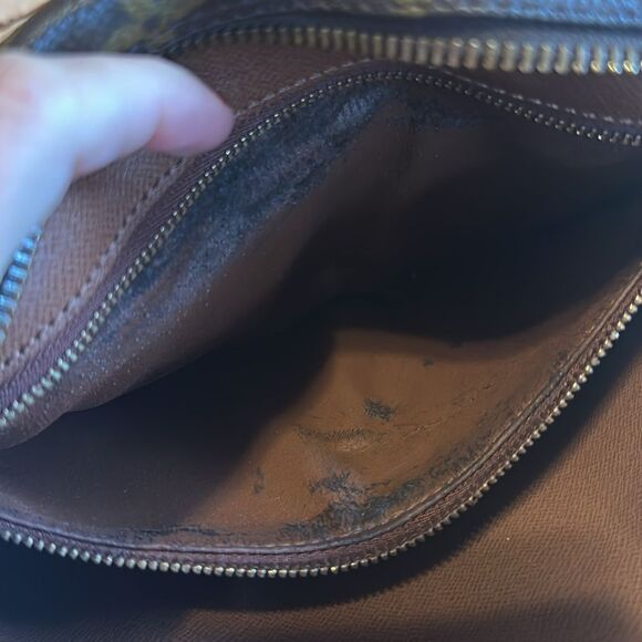 Louis Vuitton Brown Crossbody Bag - Picture 14 of 14